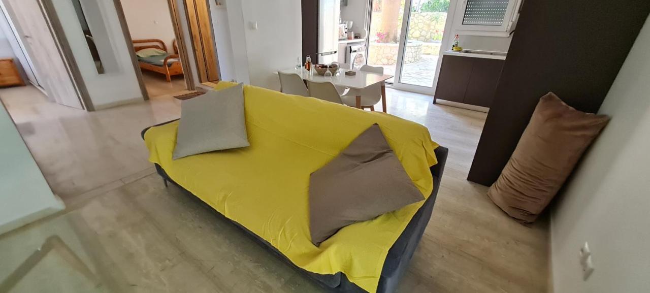 Gerys House Nikiana